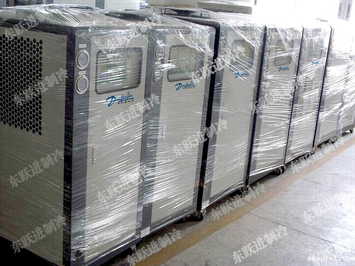 风冷箱式冷水机 风冷箱式冷水机